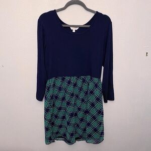 Charming Charlie - Navy/Green Dress
Size L
